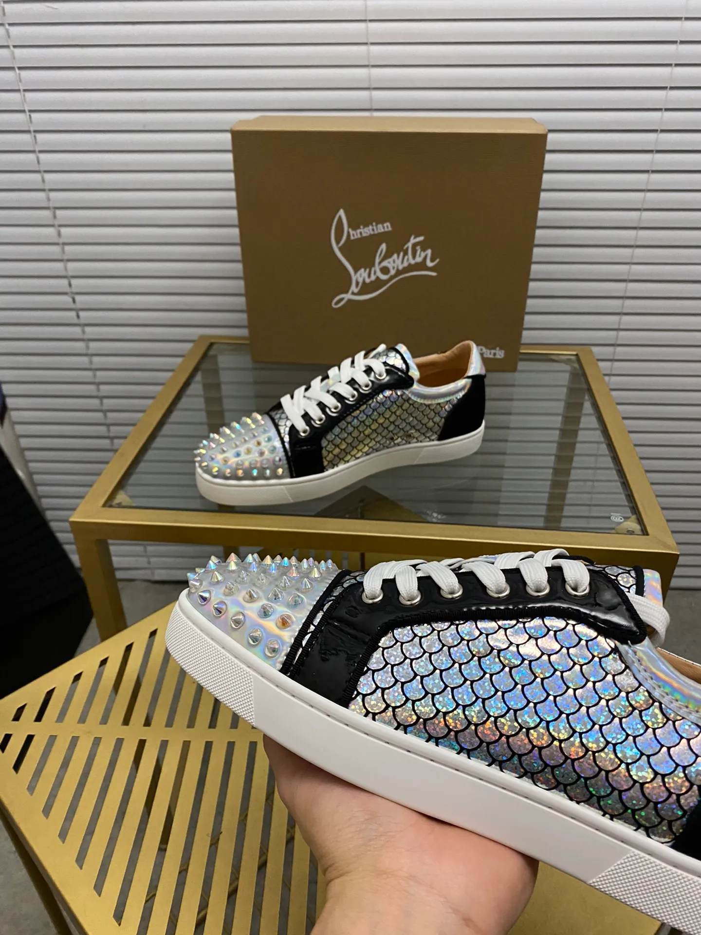(Customized model) Ex-factory price is 540. christian louboutin (CL red sole shoes) counter series, casual sneakers for couples 📢 📢 📢 Exclusive hot style release 🎈🎈💪 Movable latex feet 👻 Finished outsole line [Proud] 😝Female 35-40# Male 38#-46, global supply😝 [Top version]: Original imported genuine leather upper, top original leather lining, original molded TPU outsole, original 1:1 detail processing, original shoe last,